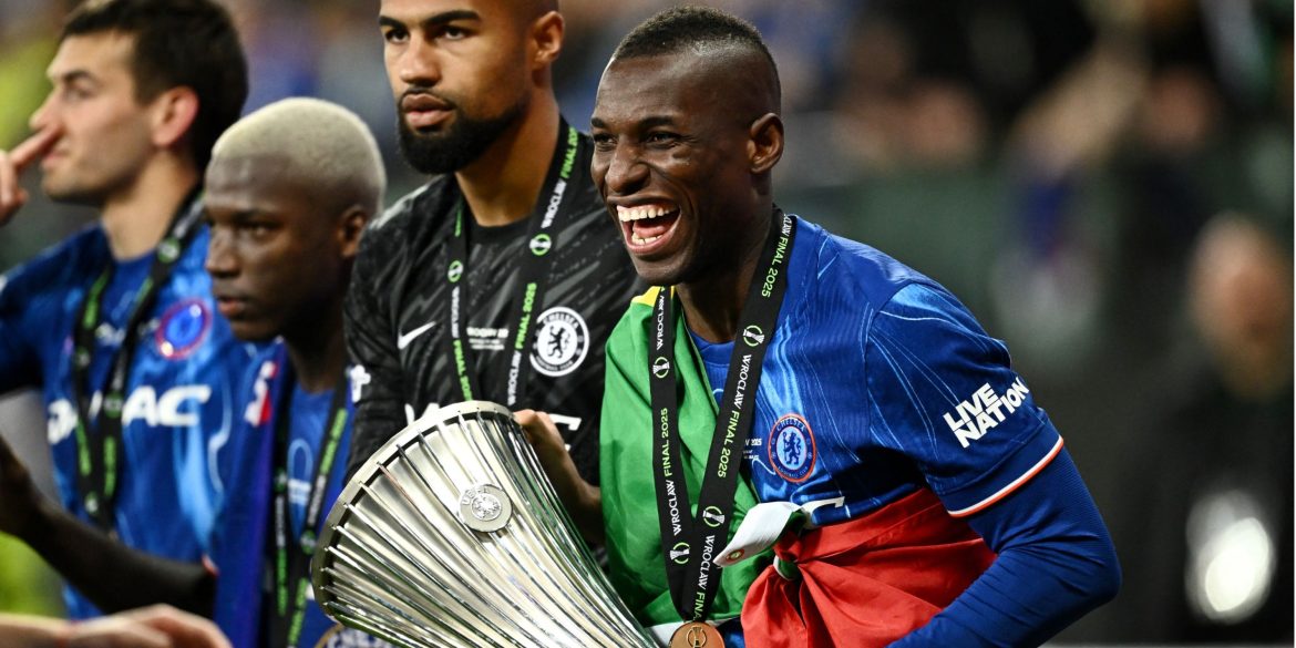 Strand Larsen & Jackson upgrade: Newcastle open talks for £50m “diamond”