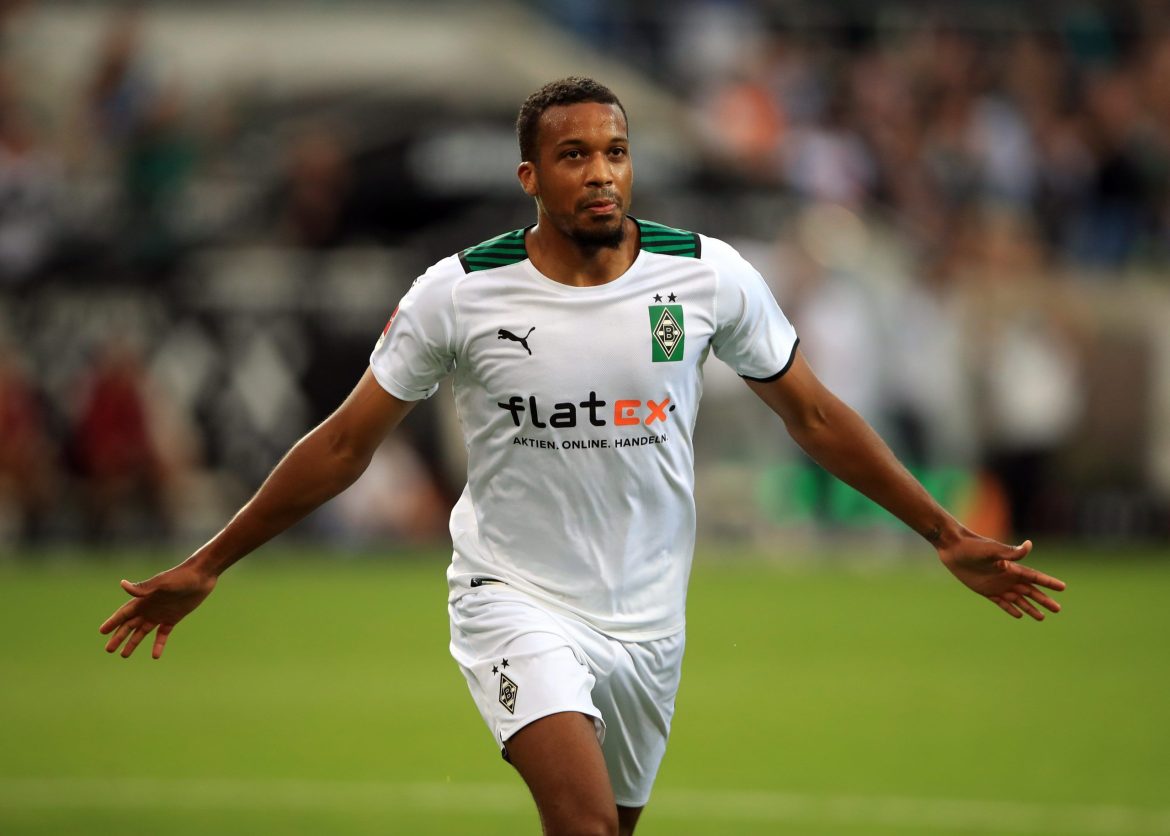 Everton plot move for Alassane Plea