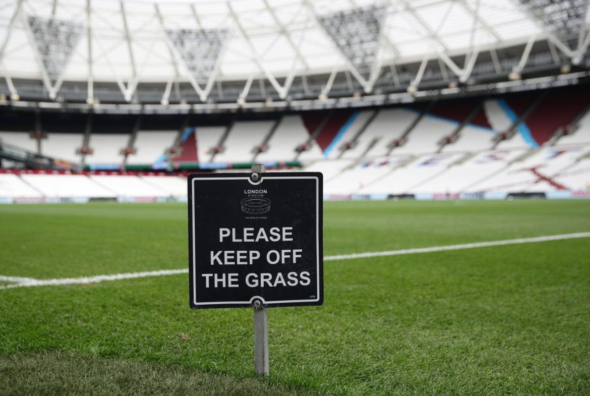 West Ham: Club chief meeting held as he offers five stars
