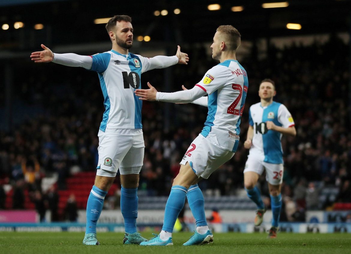 Newcastle sell-on clause for Armstrong