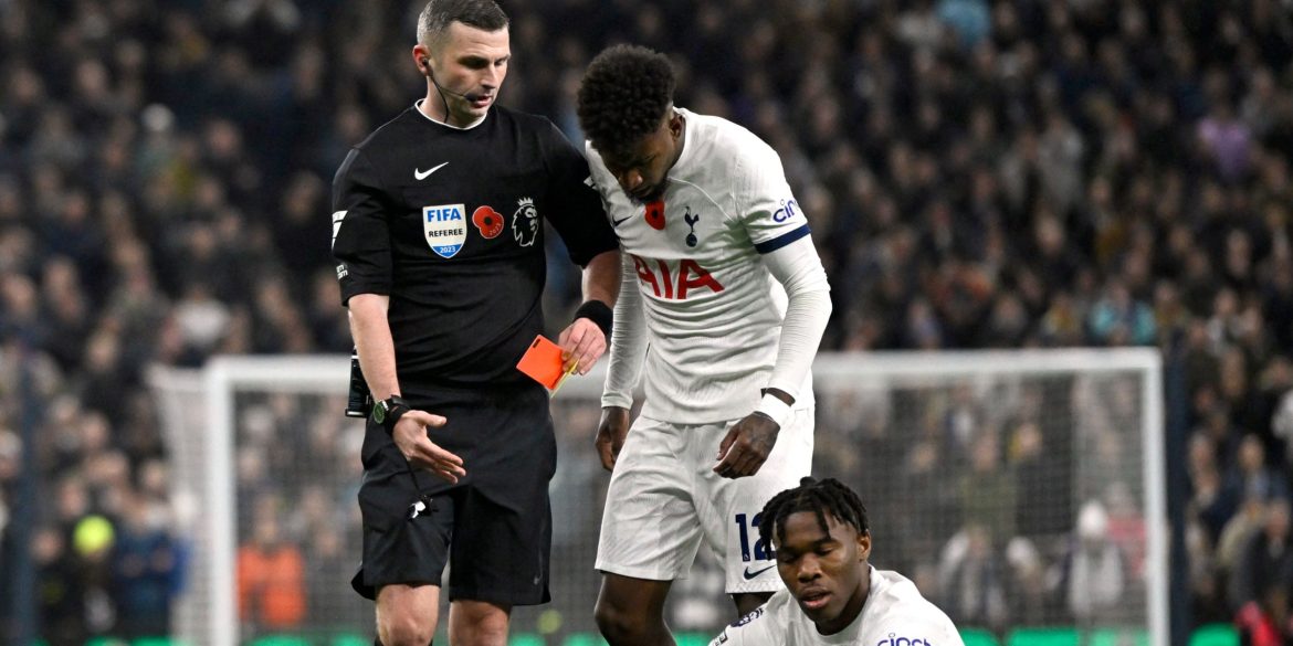 The 10 craziest red cards in football (Ranked)